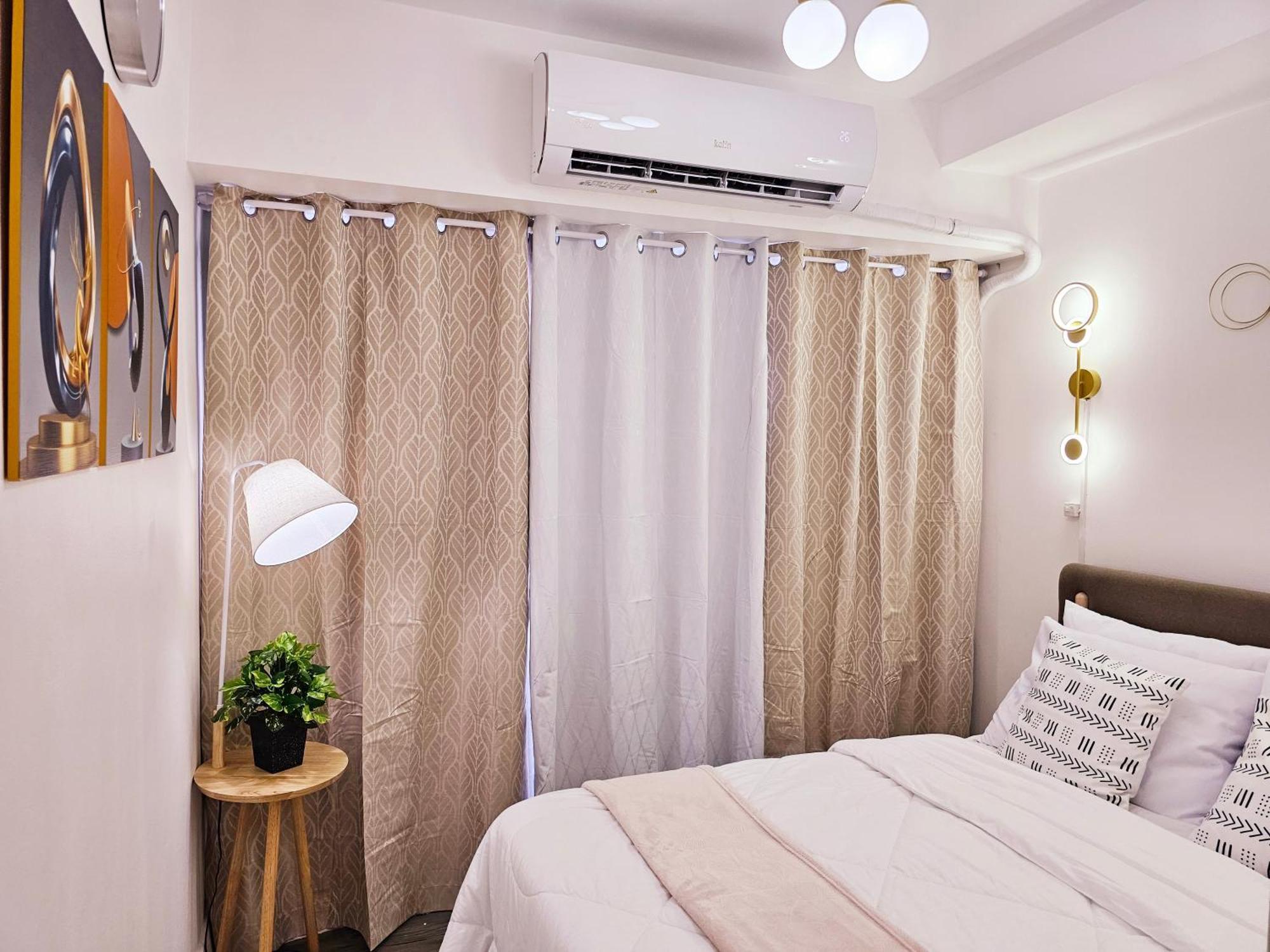 Acellyne'S Suites At The Residences At Commonwealth By Century 케손시티 외부 사진
